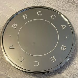 Becca Light Shifter Finishing Veil